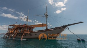 Jofiel Charter Boat LiveaBoard Sailing Trip