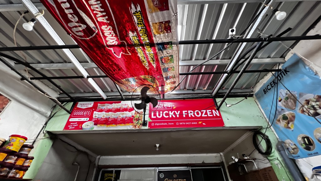 Lucky Frozen Surabaya