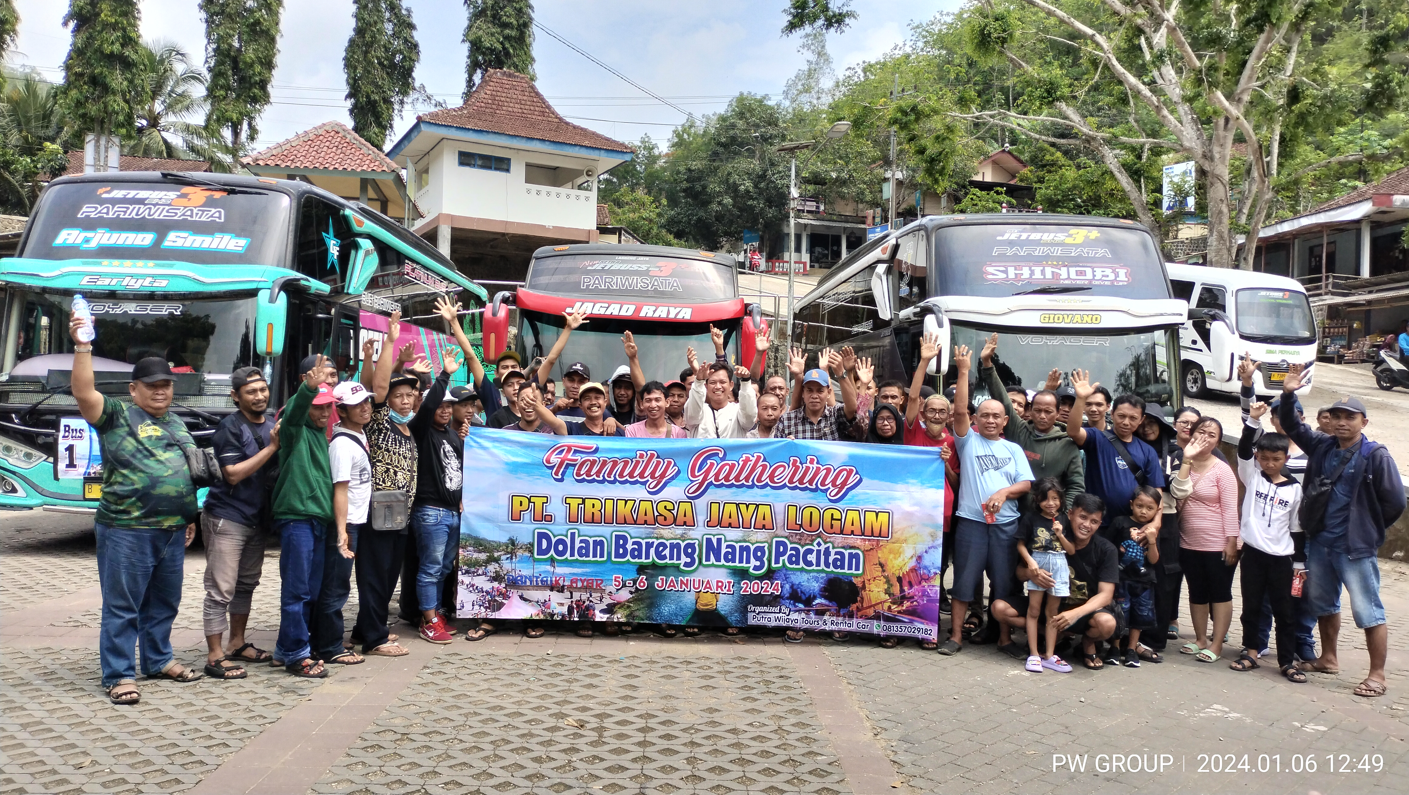 Sewa Bus Pariwisata Surabaya Terbaru
